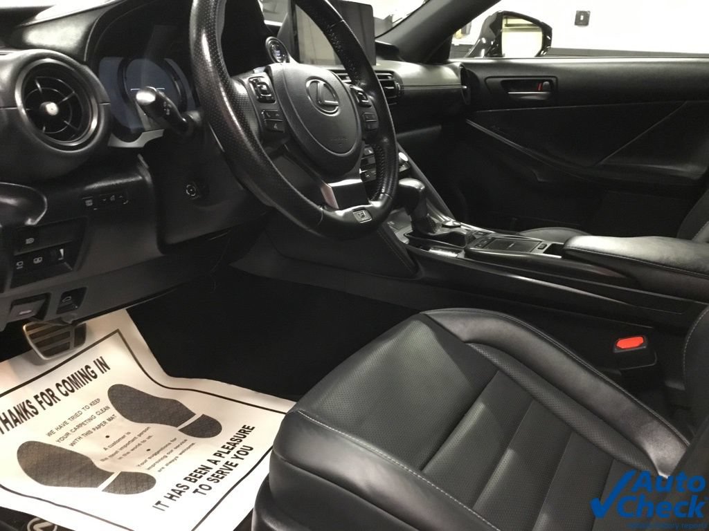 Used 2023 Lexus IS 500 RWD image 21