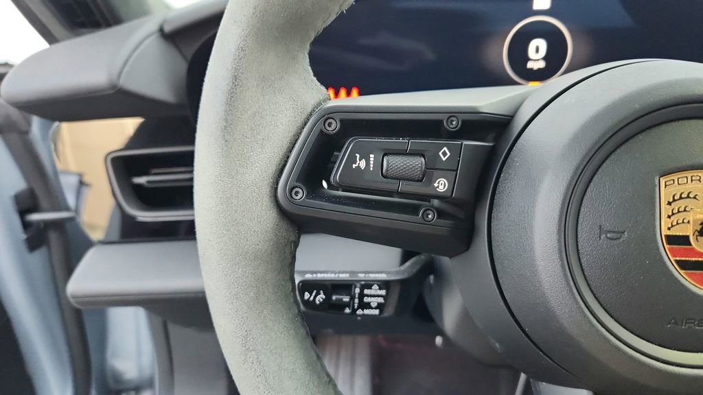 Used 2024 Porsche Taycan GTS image 30