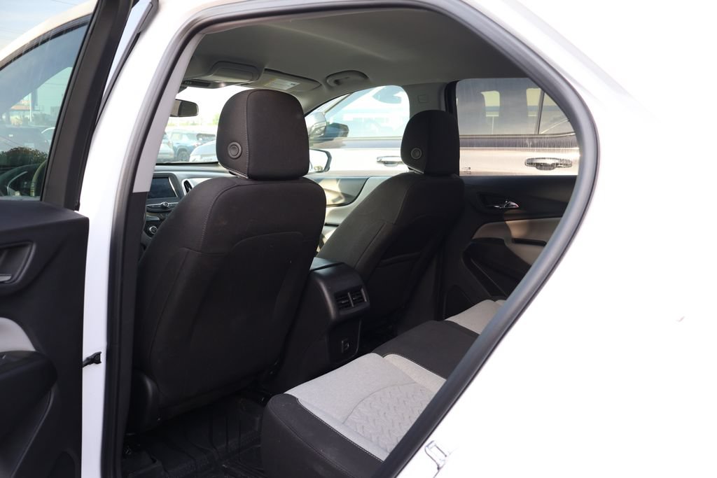 Used 2024 Chevrolet Equinox LS w/ LS Convenience Package FWD image 30