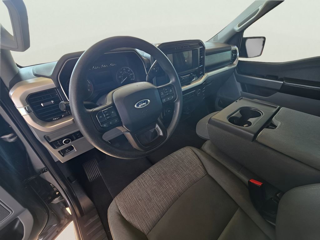 Used 2021 Ford F150 XLT image 40