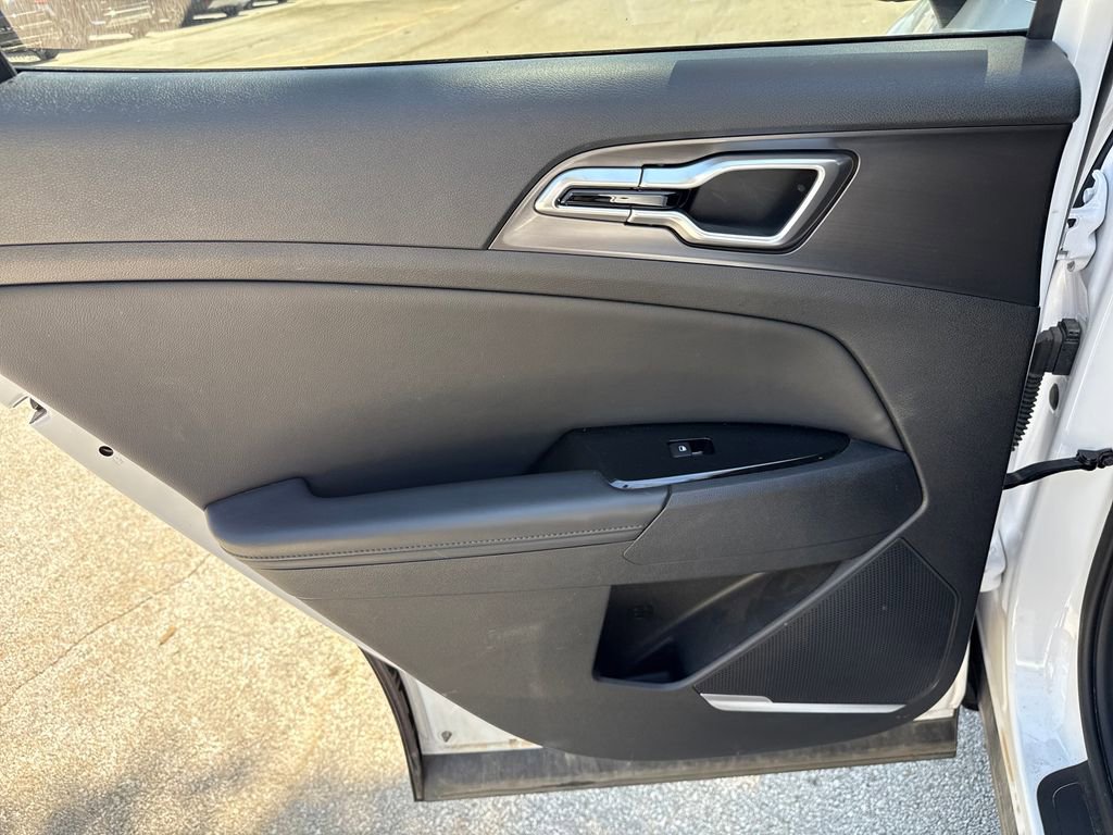 Used 2023 Kia Sportage EX FWD image 22