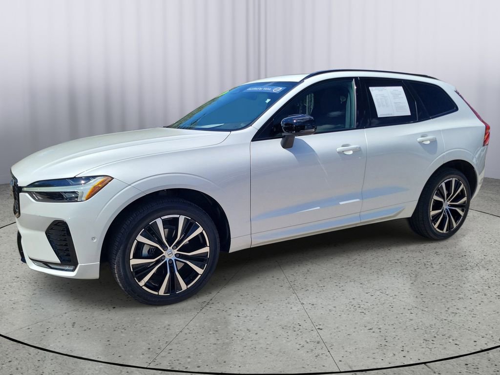 Certified 2024 Volvo XC60 B5 Plus AWD/4WD image 8