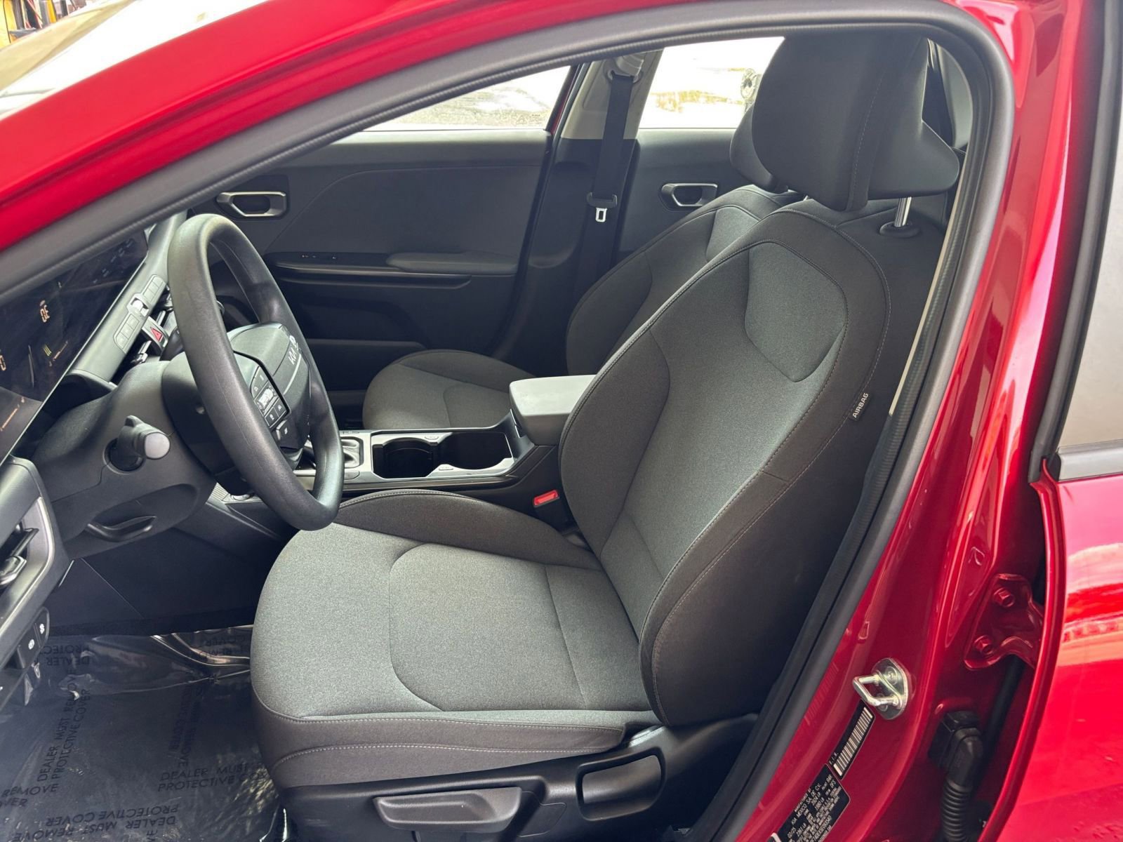 Used 2025 Kia K4 FWD image 38