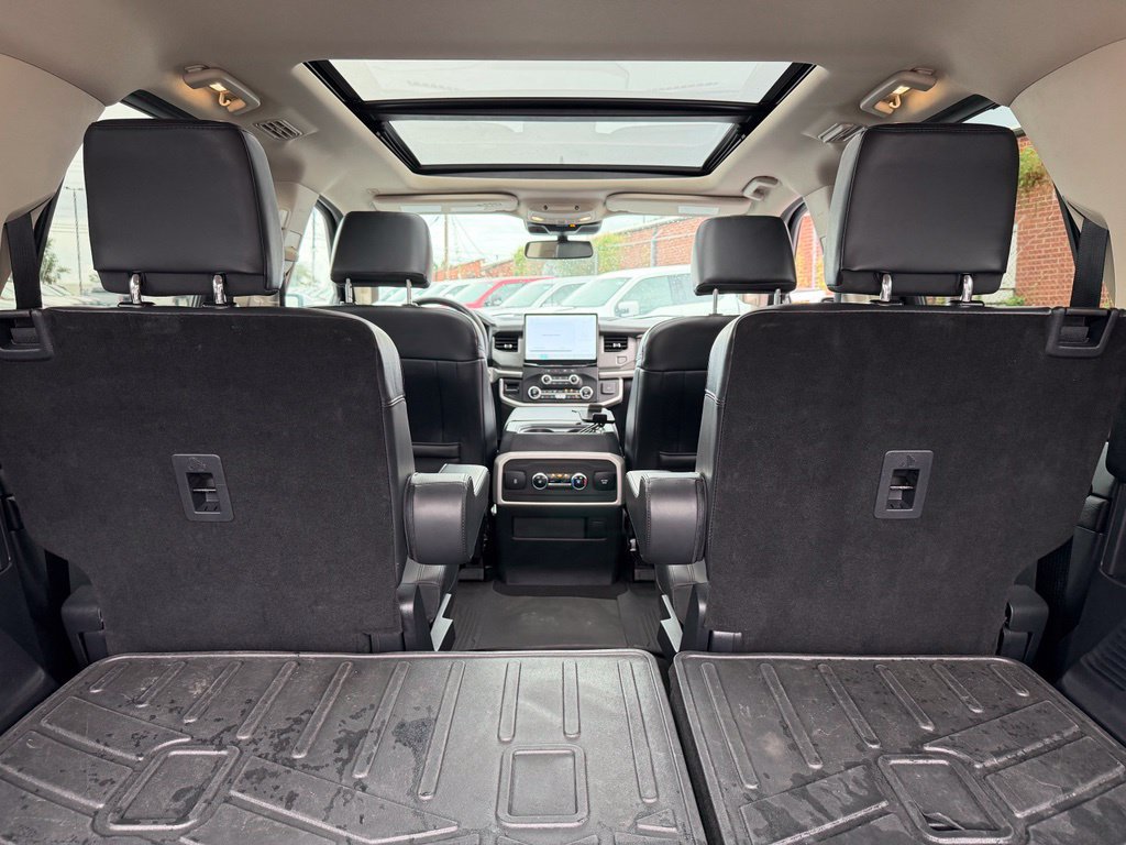 Used 2024 Ford Expedition XLT AWD/4WD image 26