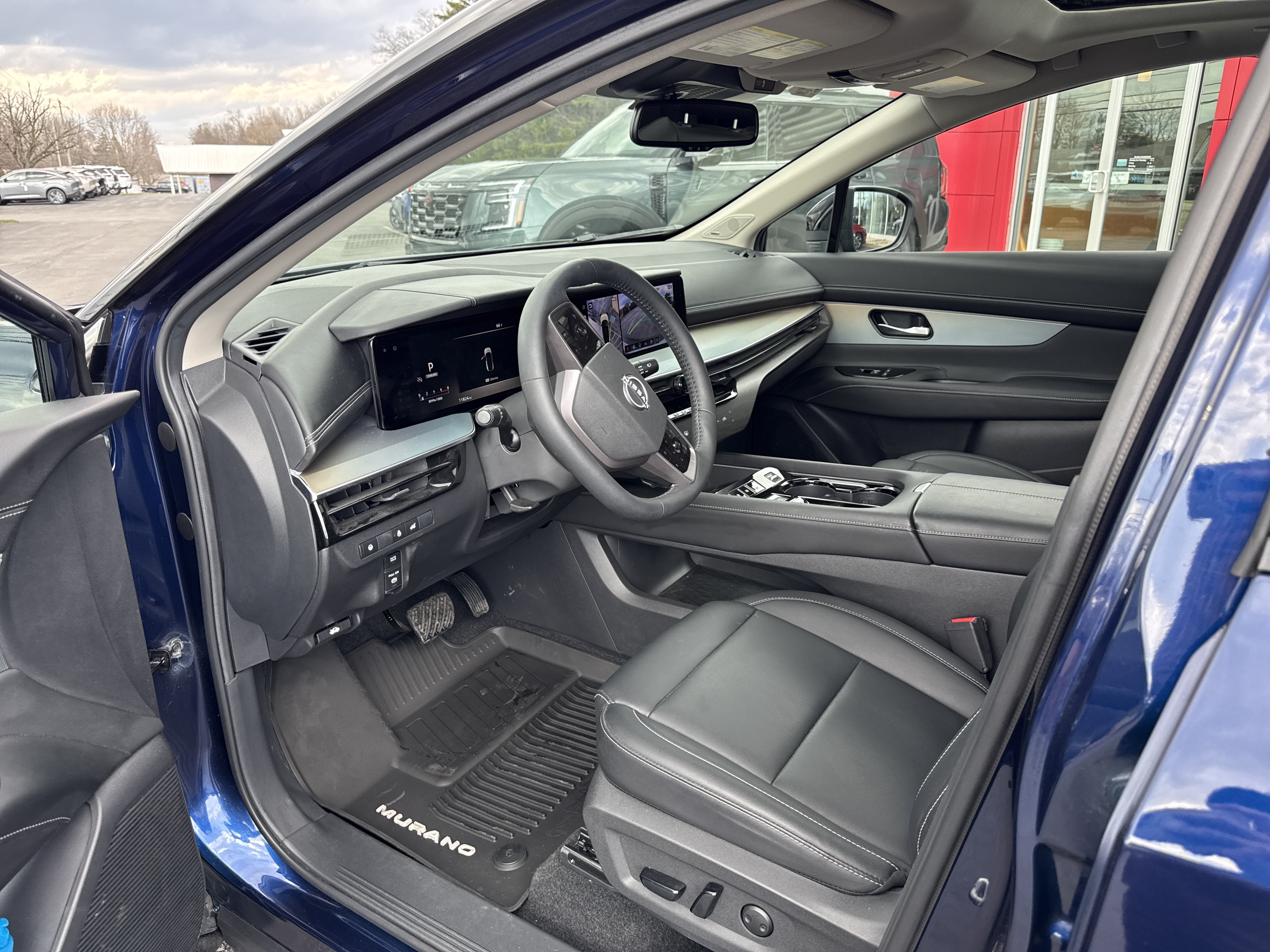 Used 2025 Nissan Murano SL AWD/4WD image 5