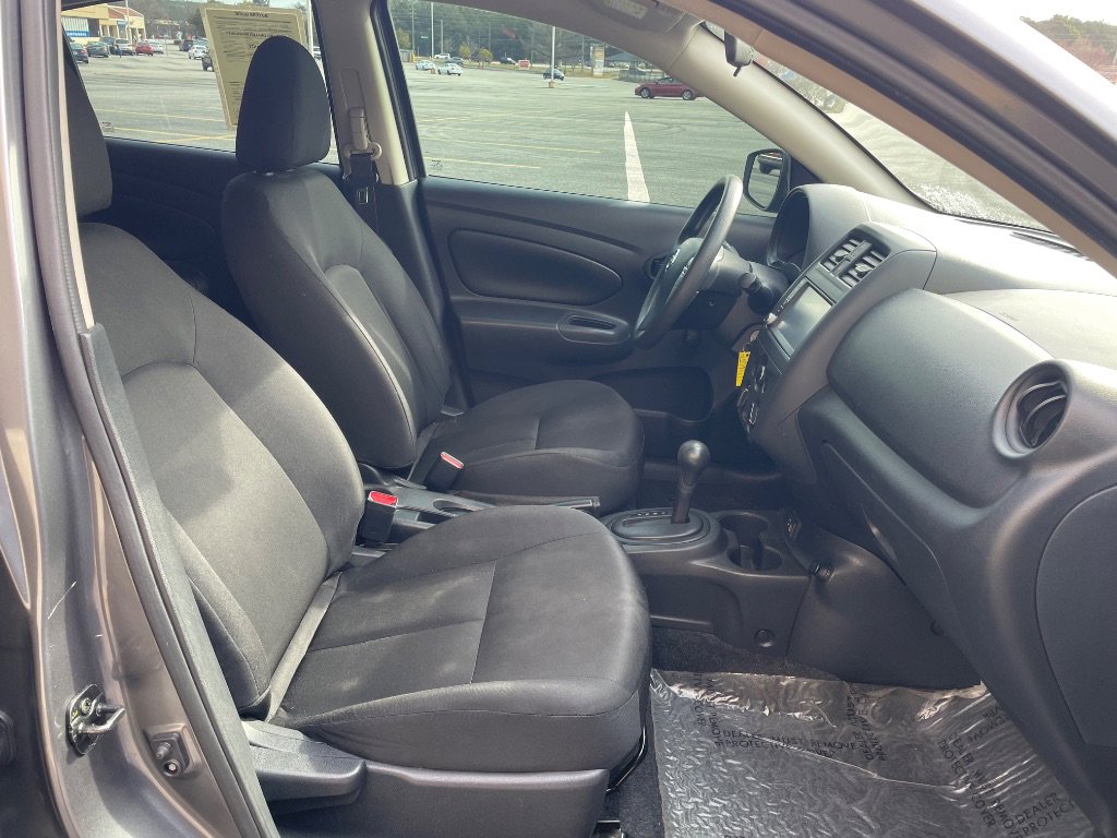 Used 2019 Nissan Versa S Plus image 18
