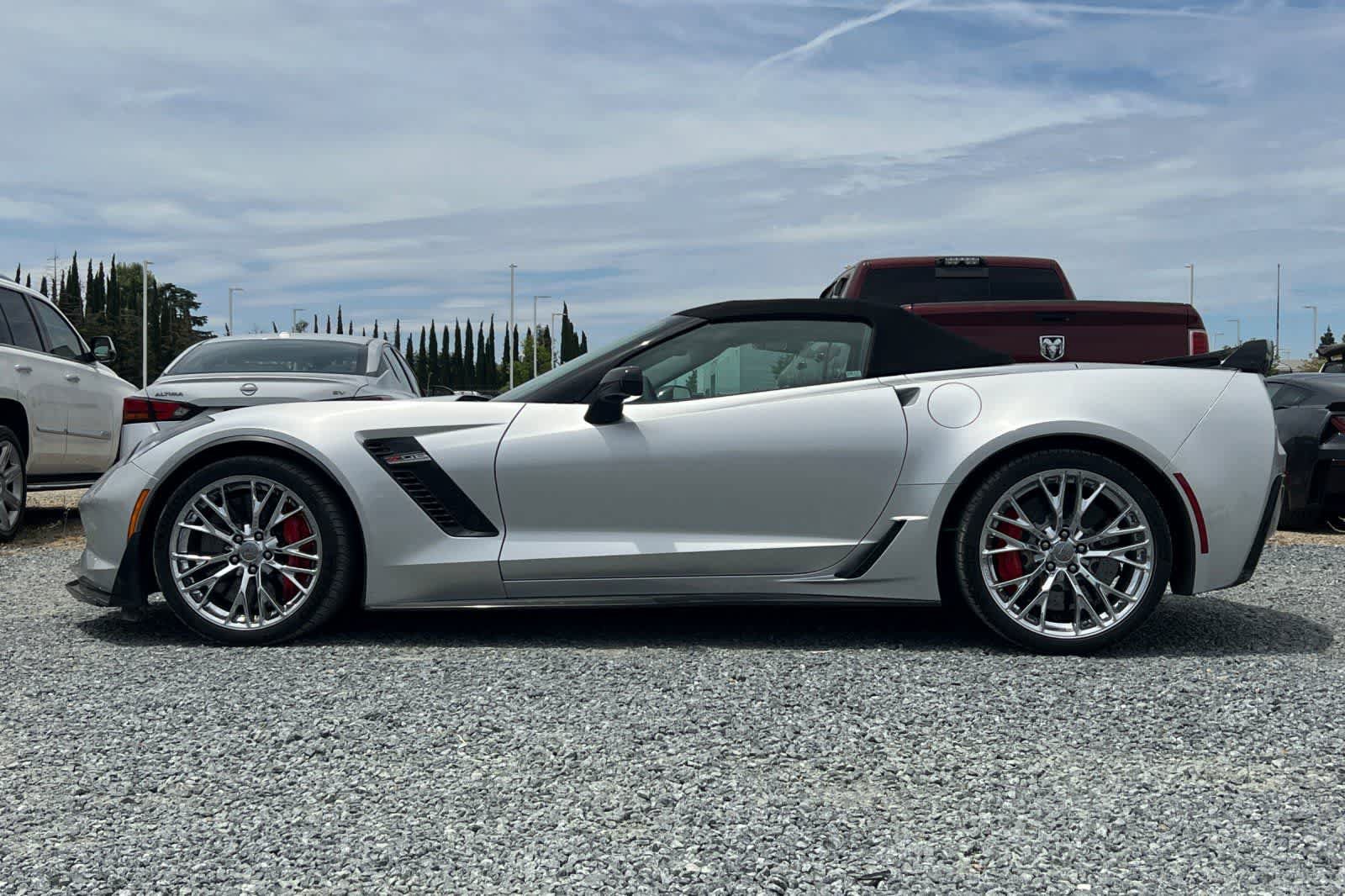 Used 2018 Chevrolet Corvette Z06 RWD image 6