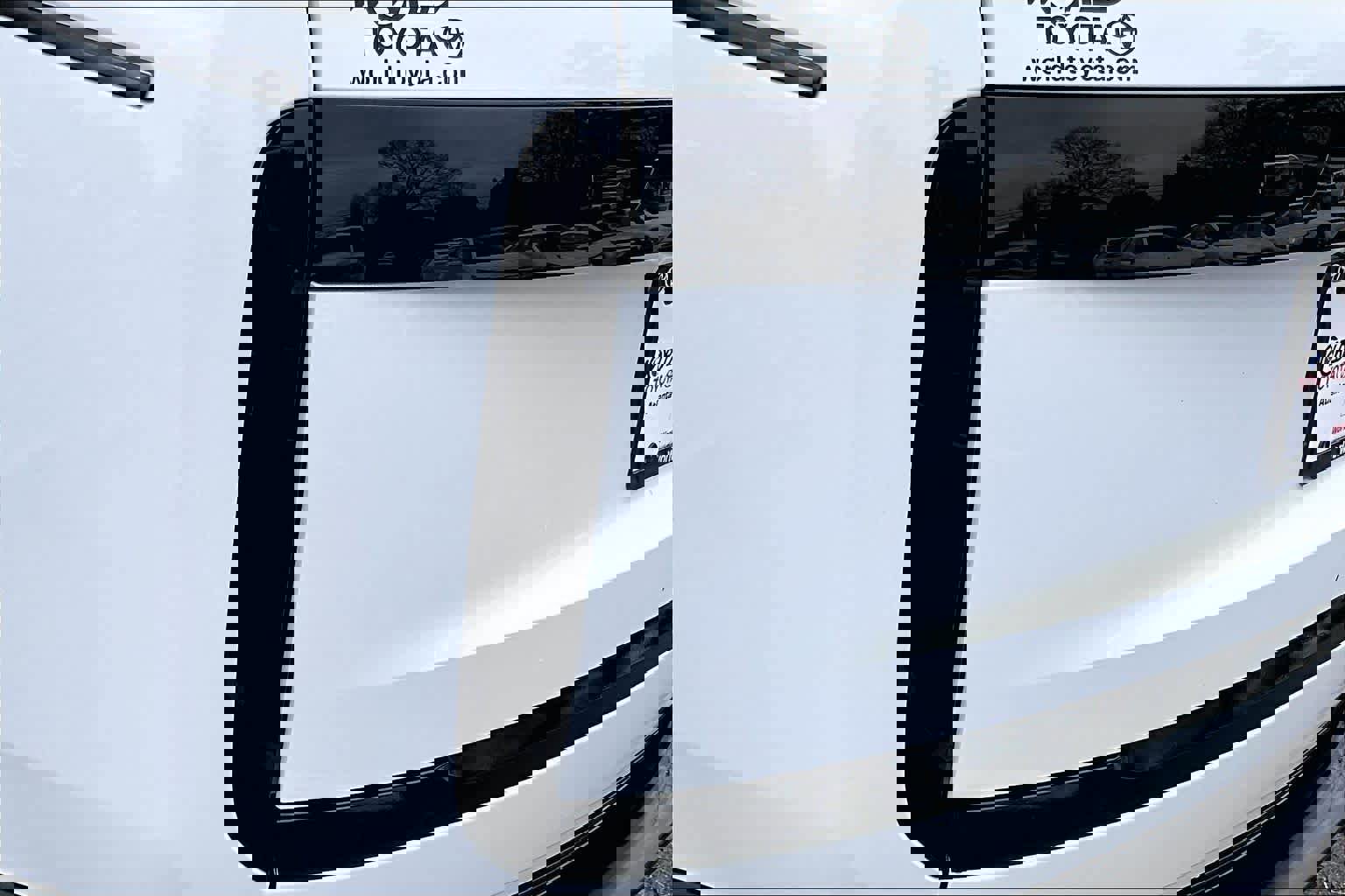 Used 2023 Land Rover Range Rover SE image 28