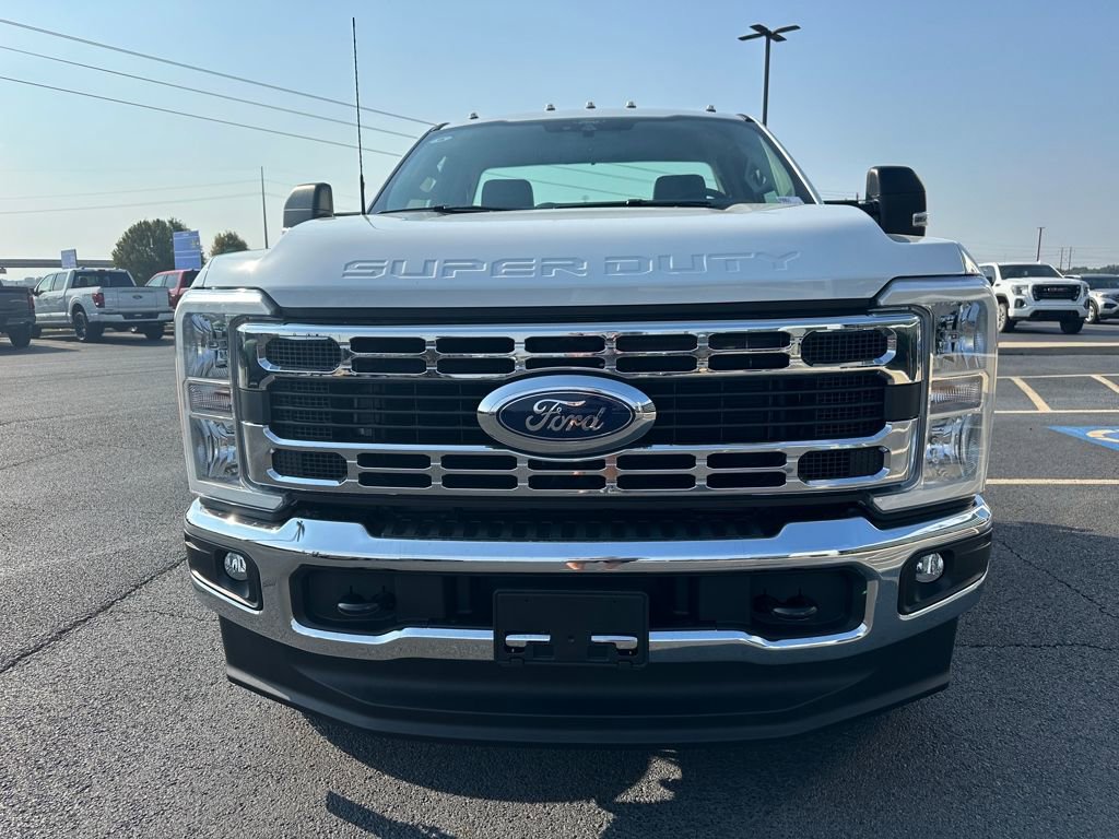 New 2026 Ford F350 XL image 3