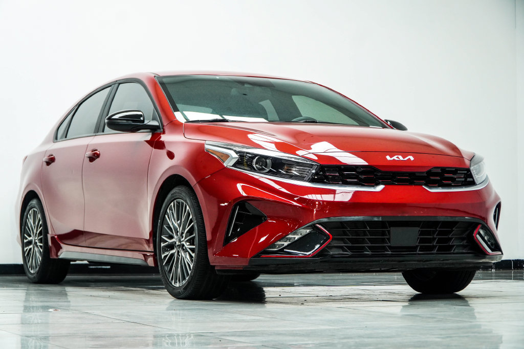 Used 2024 Kia Forte GT-Line w/ GT-Line Premium Package FWD image 5