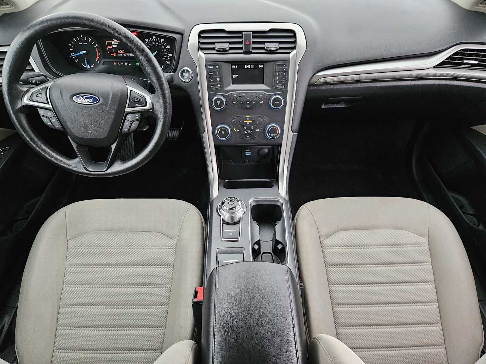 Used 2020 Ford Fusion S image 23