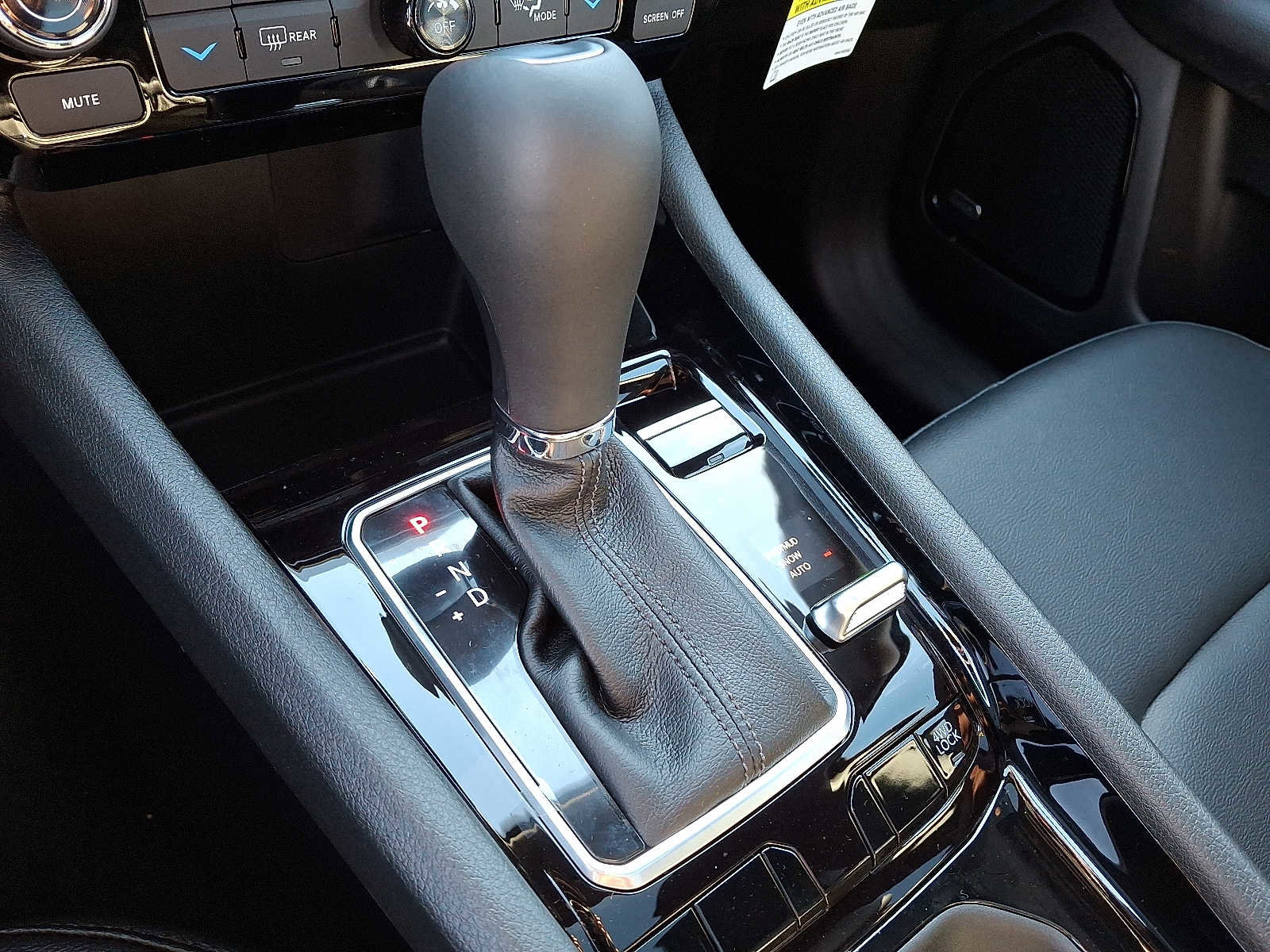 New 2026 Jeep Compass Limited w/ Sun, Sound & Navigation Group image 11