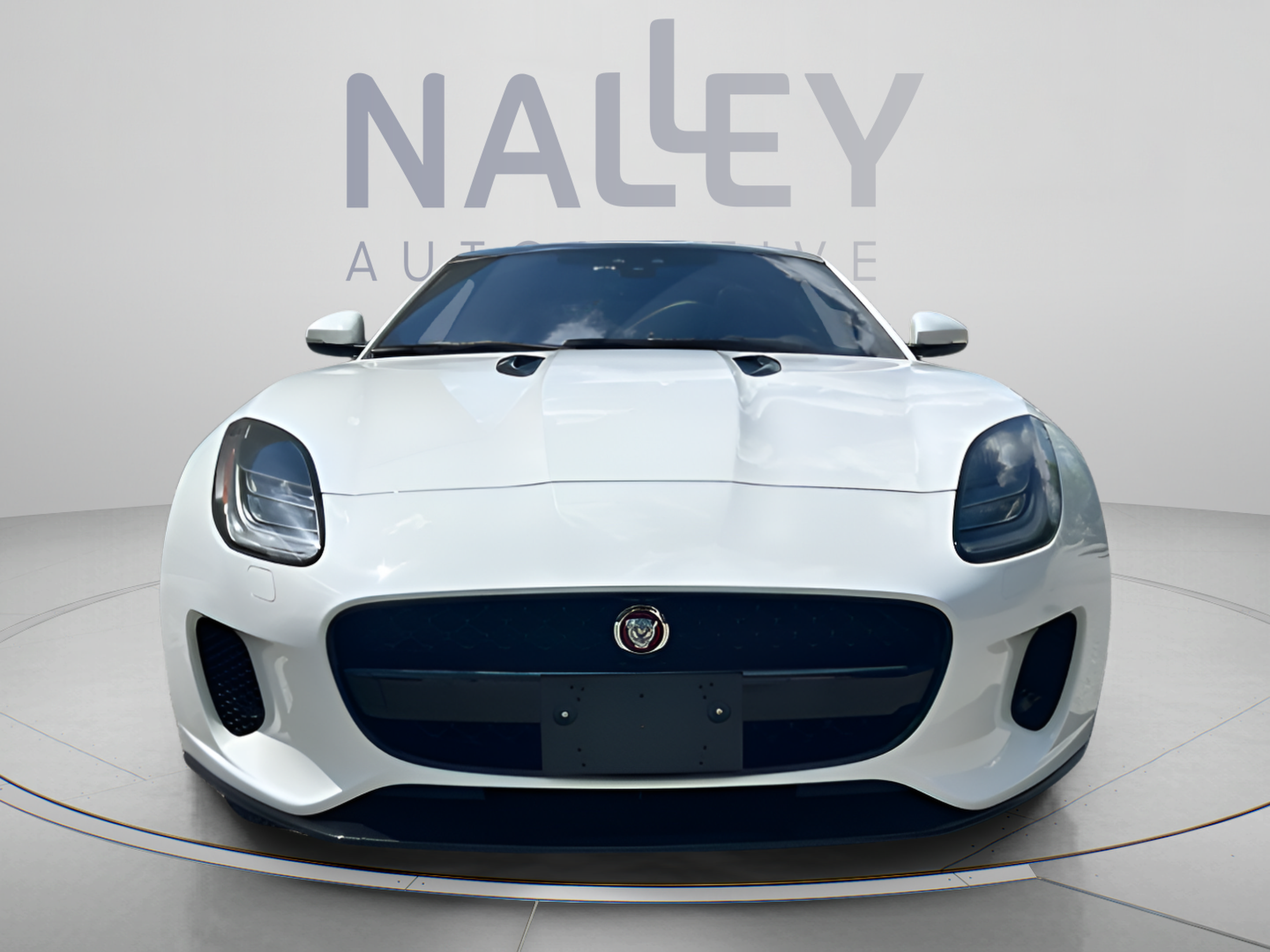 Used 2019 Jaguar F-TYPE Coupe RWD image 8