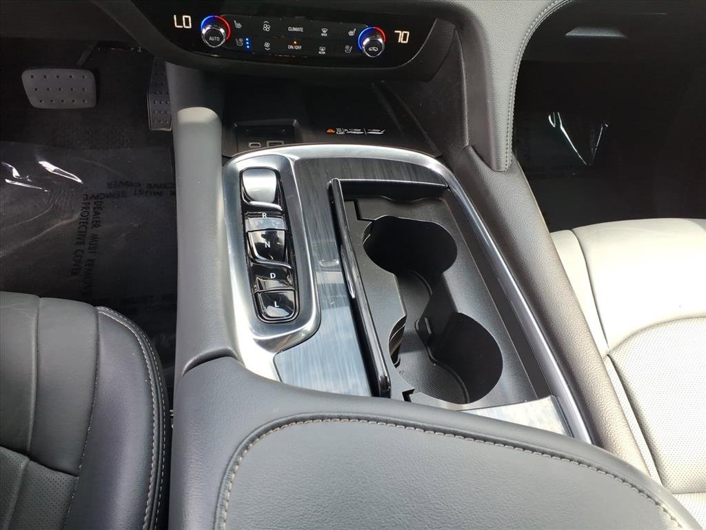 Used 2024 Buick Enclave Premium image 13