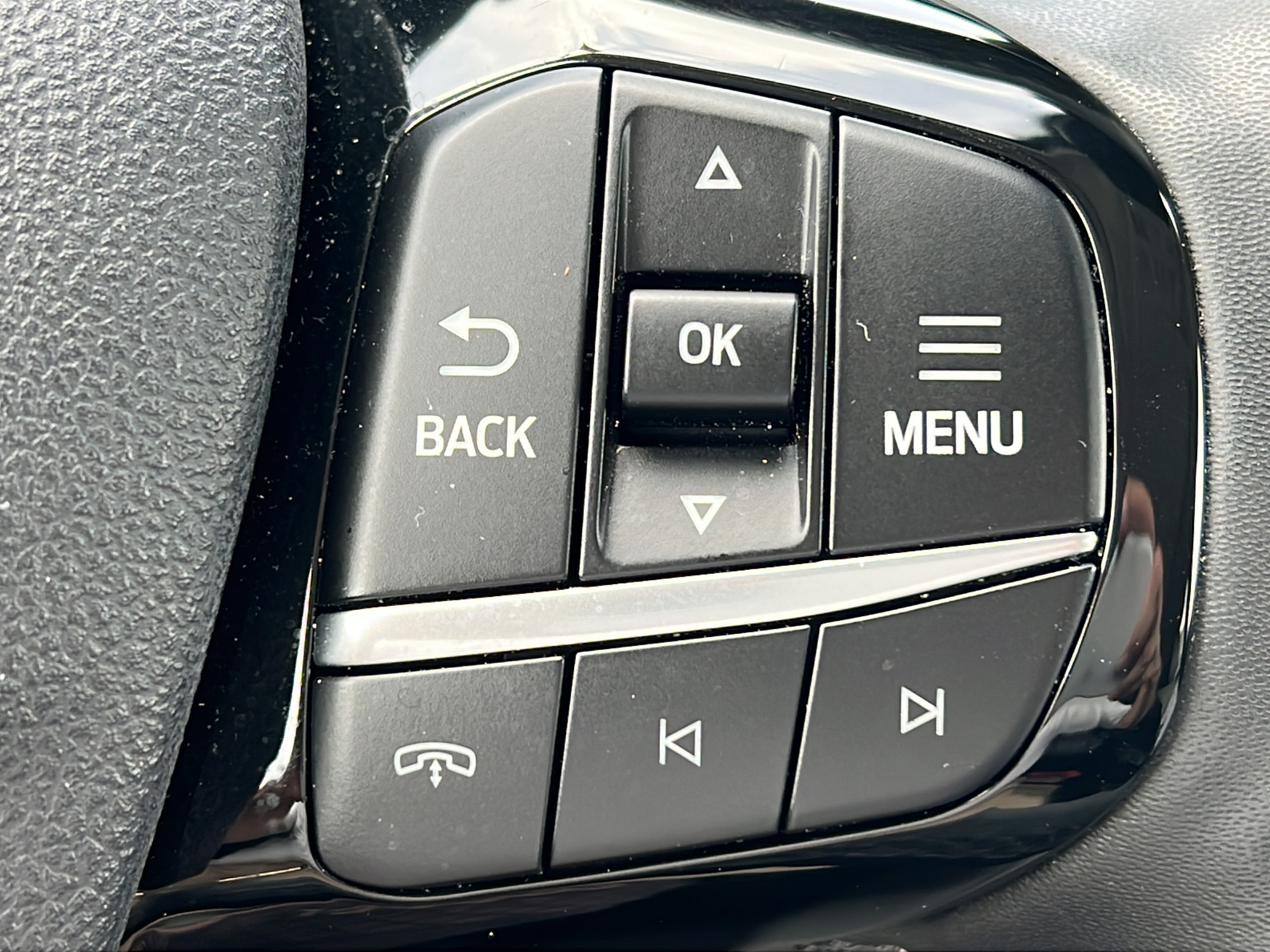 Used 2023 Ford Escape Platinum FWD image 24