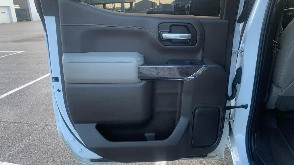 Used 2019 Chevrolet Silverado 1500 LTZ w/ LTZ Premium Package image 17