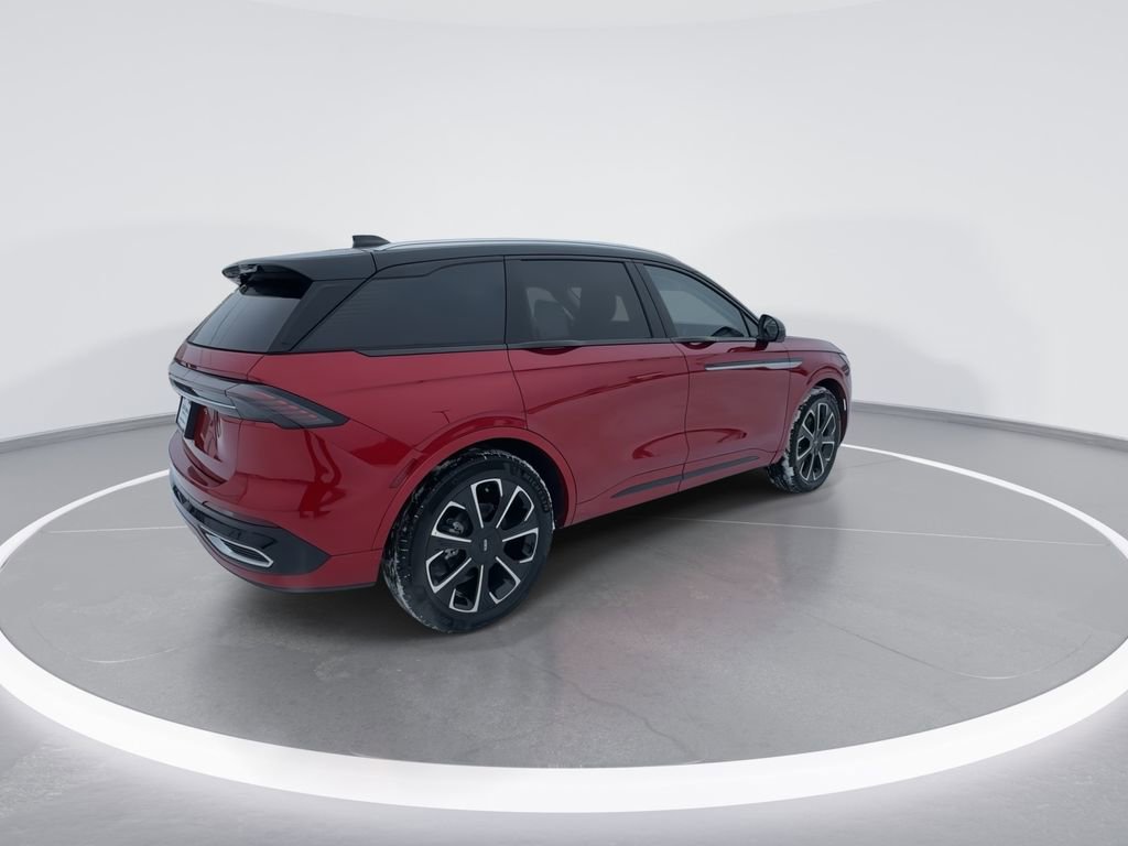 New 2026 Lincoln Nautilus Reserve image 8