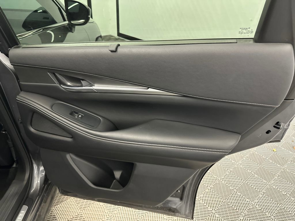 Used 2023 INFINITI QX60 Luxe w/ Cargo Package AWD/4WD image 18