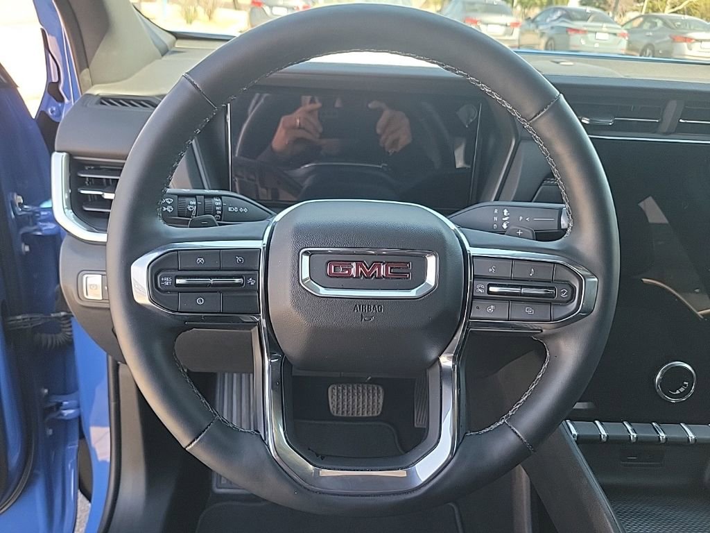 Used 2025 GMC Terrain Elevation w/ Technology Package II image 21