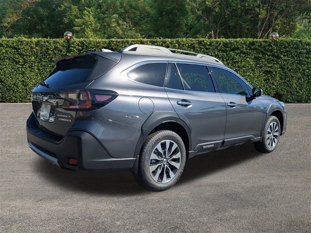 New 2025 Subaru Outback Touring XT image 4