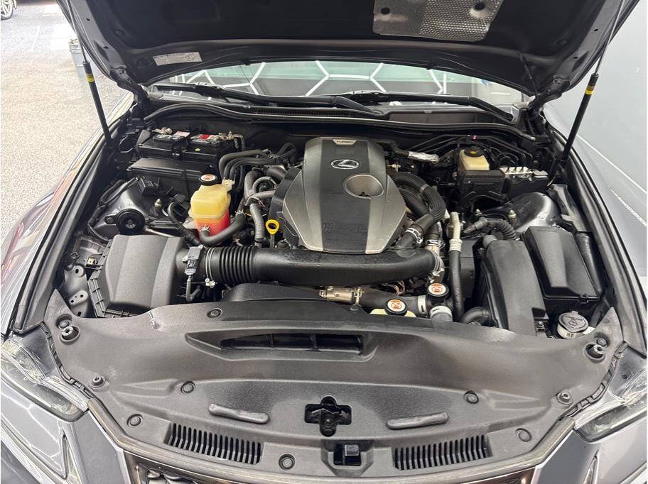 Used 2017 Lexus IS 200t F Sport w/ F Sport Package RWD image 24