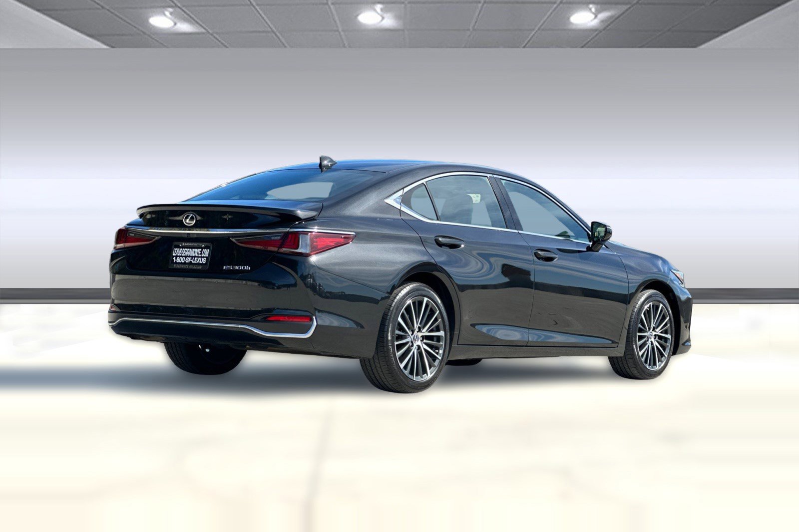 Used 2025 Lexus ES 300h w/ Premium Package image 8