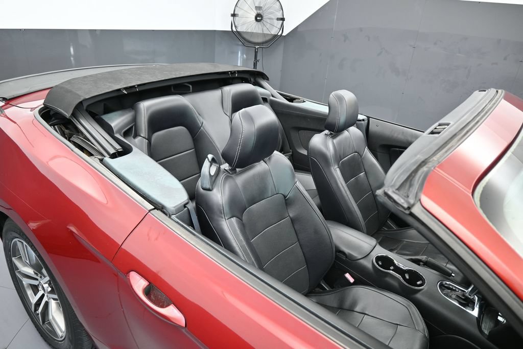 Used 2016 Ford Mustang GT Premium RWD image 43