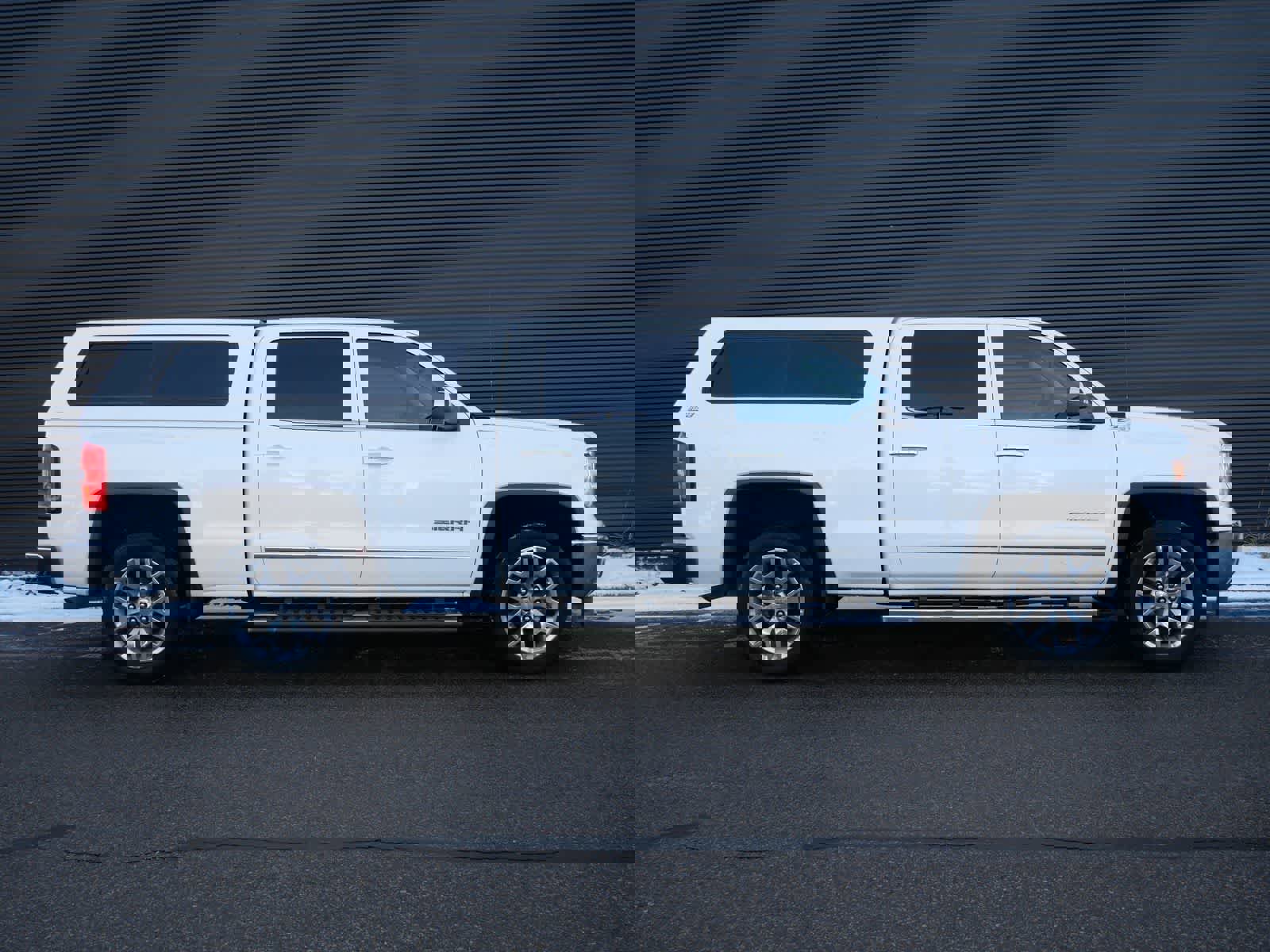 Used 2014 GMC Sierra 1500 SLT w/ SLT Crew Cab Value Package image 26