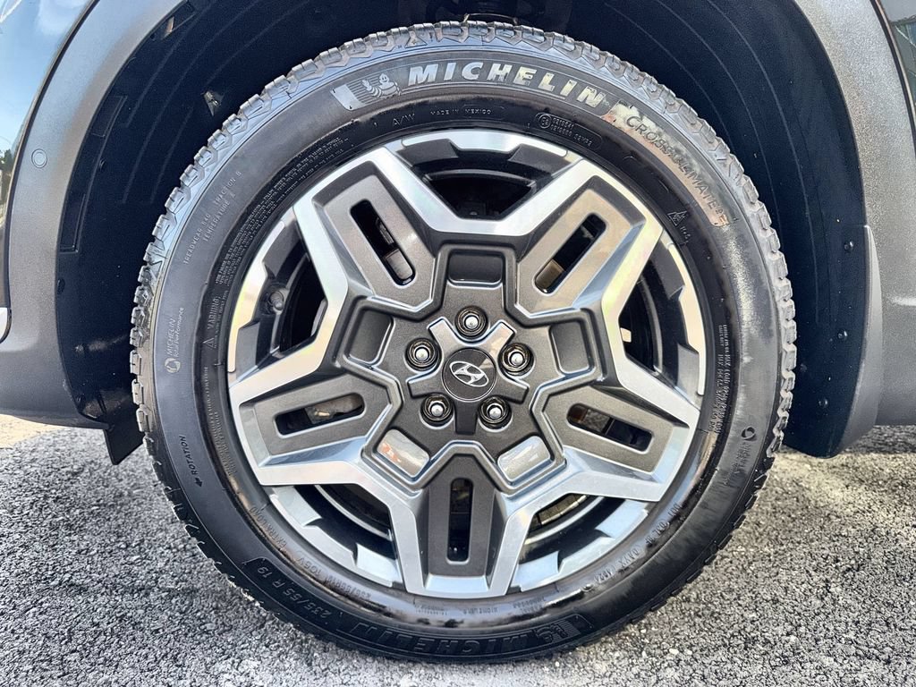 Used 2021 Hyundai Santa Fe Limited AWD/4WD image 19