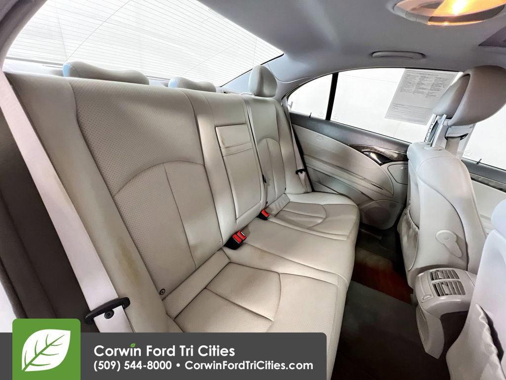 Used 2007 Mercedes-Benz E 350 Sedan image 17