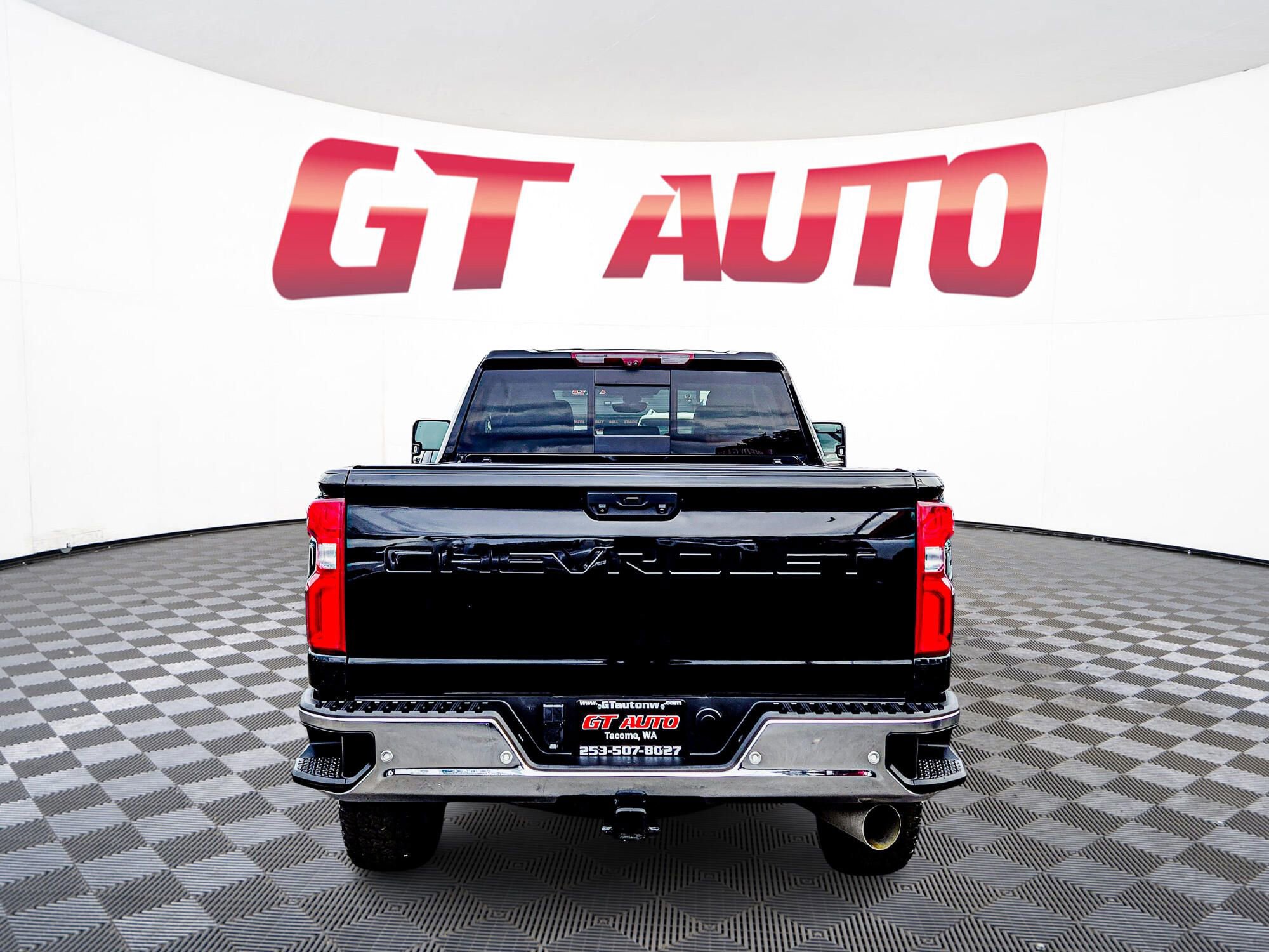 Used 2023 Chevrolet Silverado 2500 LTZ image 6