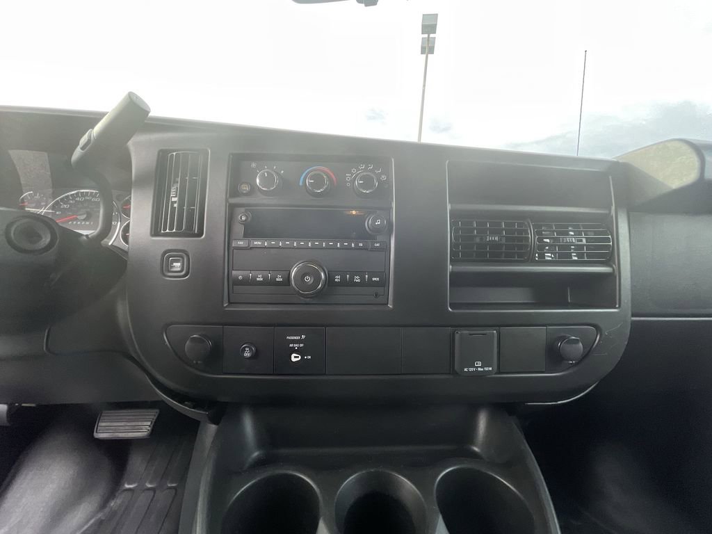 Used 2025 Chevrolet Express 2500 w/ Driver Convenience Package RWD image 30