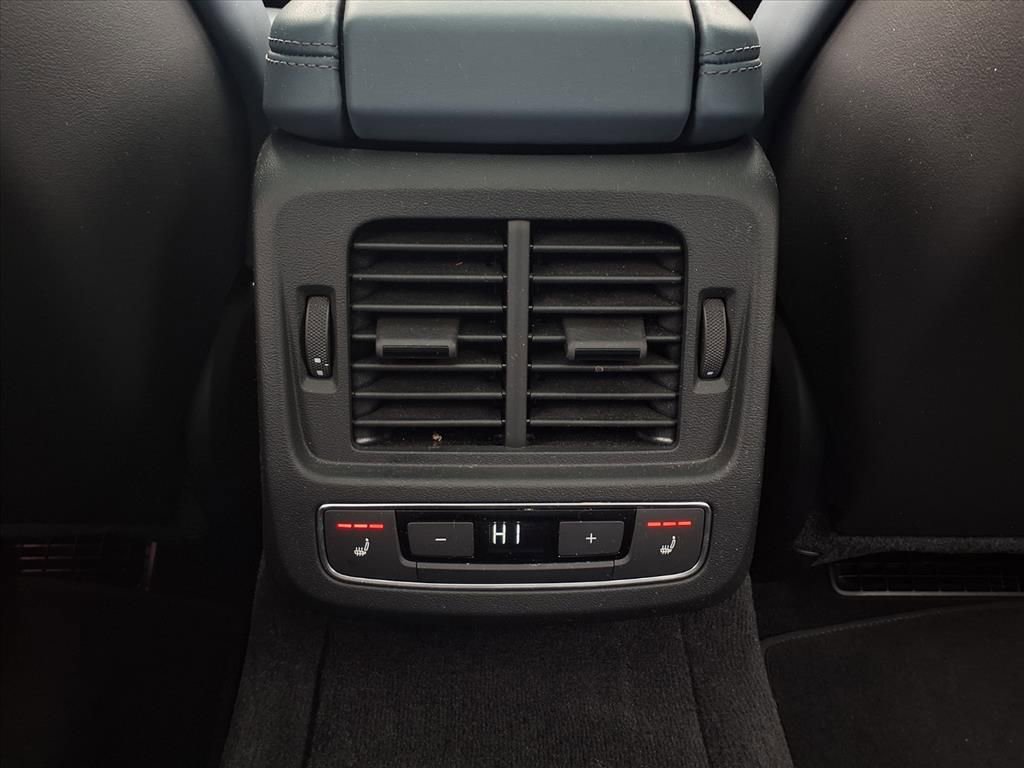 Used 2024 Audi RS e-tron GT image 23