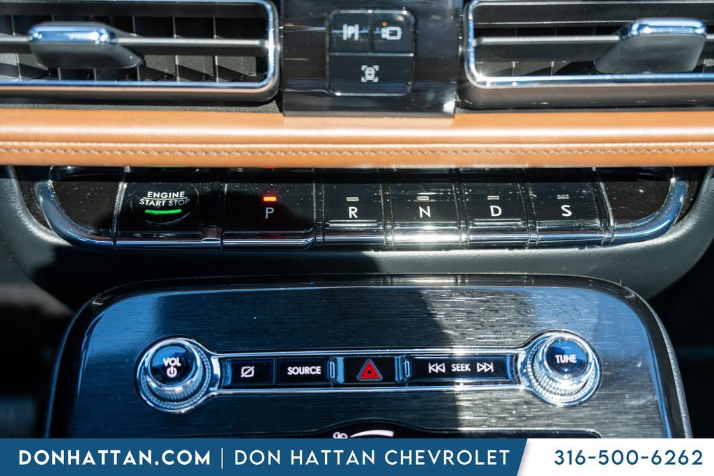 Used 2023 Lincoln Nautilus Reserve AWD/4WD image 13