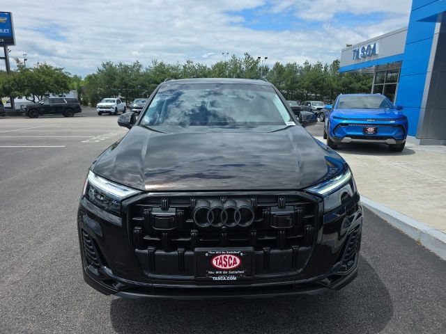 Used 2025 Audi Q7 3.0T Premium Plus AWD/4WD image 8