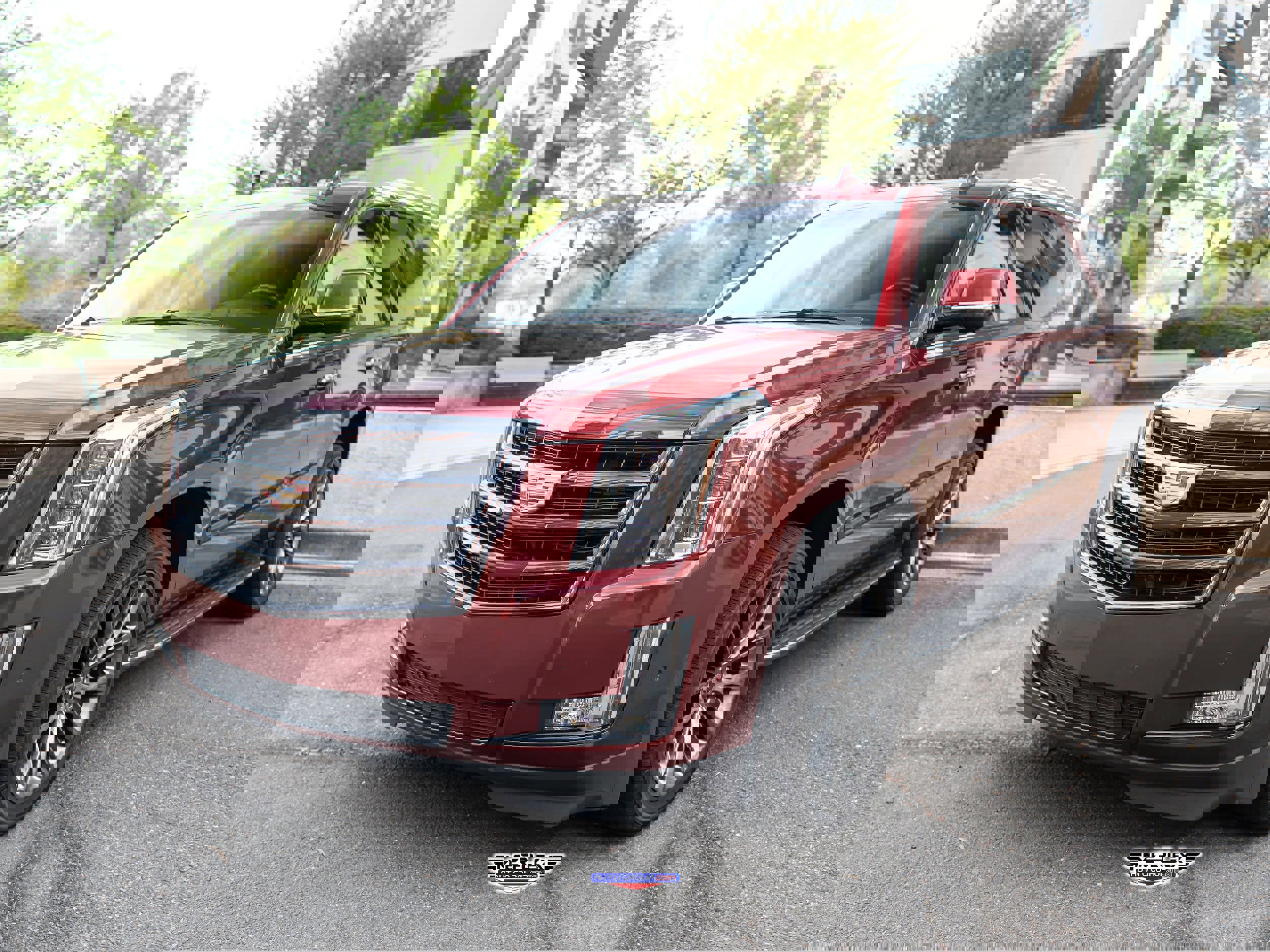 Used 2020 Cadillac Escalade Luxury w/ Escalade Sport Edition AWD/4WD image 3