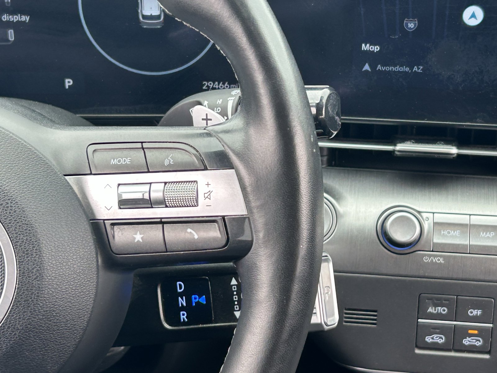 Used 2024 Hyundai Kona Limited FWD image 23