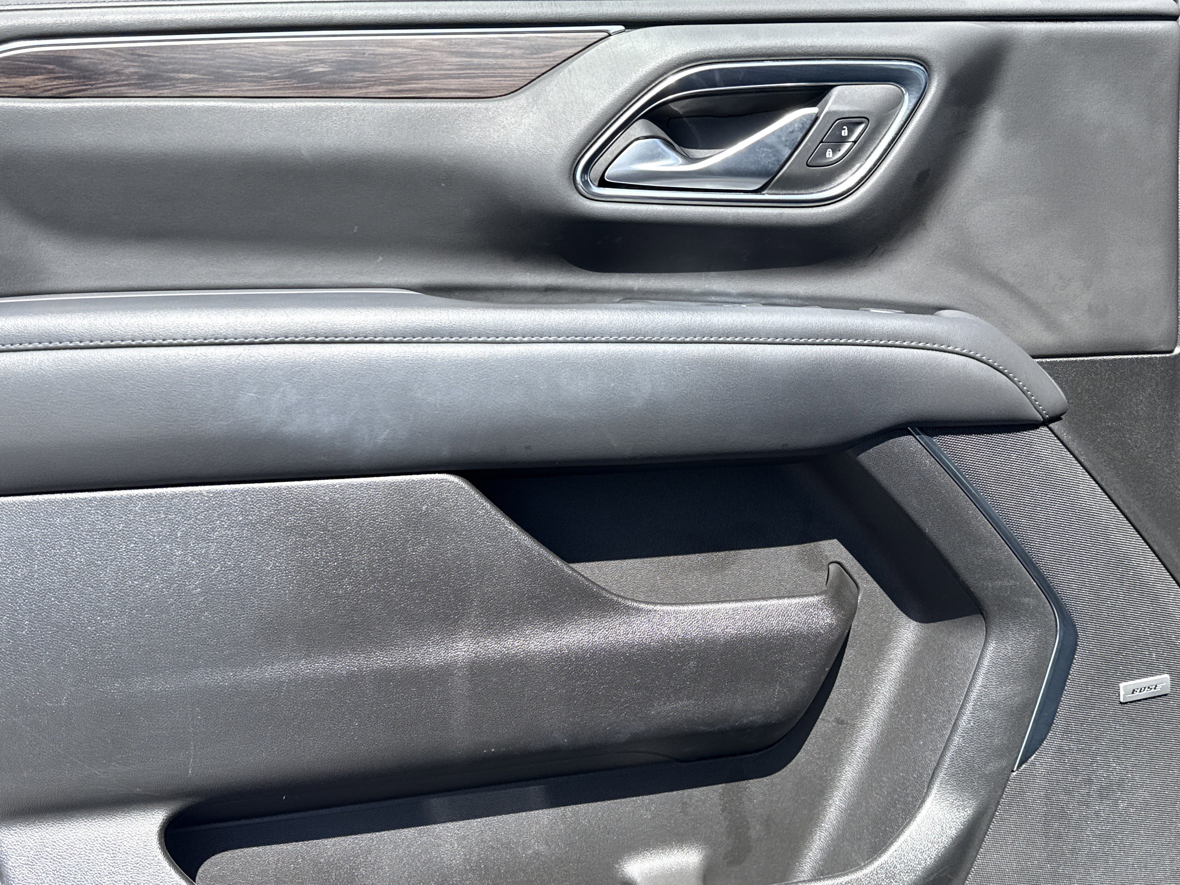 Used 2022 Chevrolet Tahoe LT w/ Luxury Package image 23