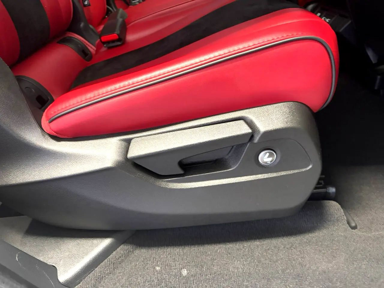 Used 2024 Acura MDX A-Spec image 22