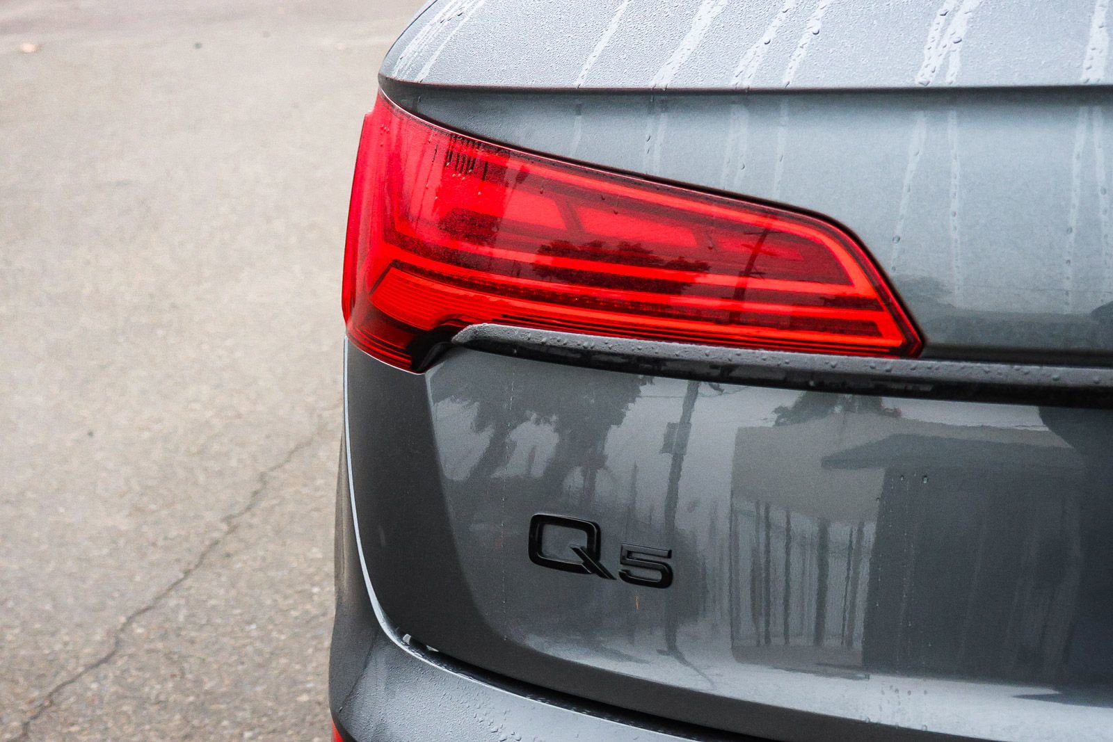 Used 2022 Audi Q5 e Prestige w/ Prestige Package image 11