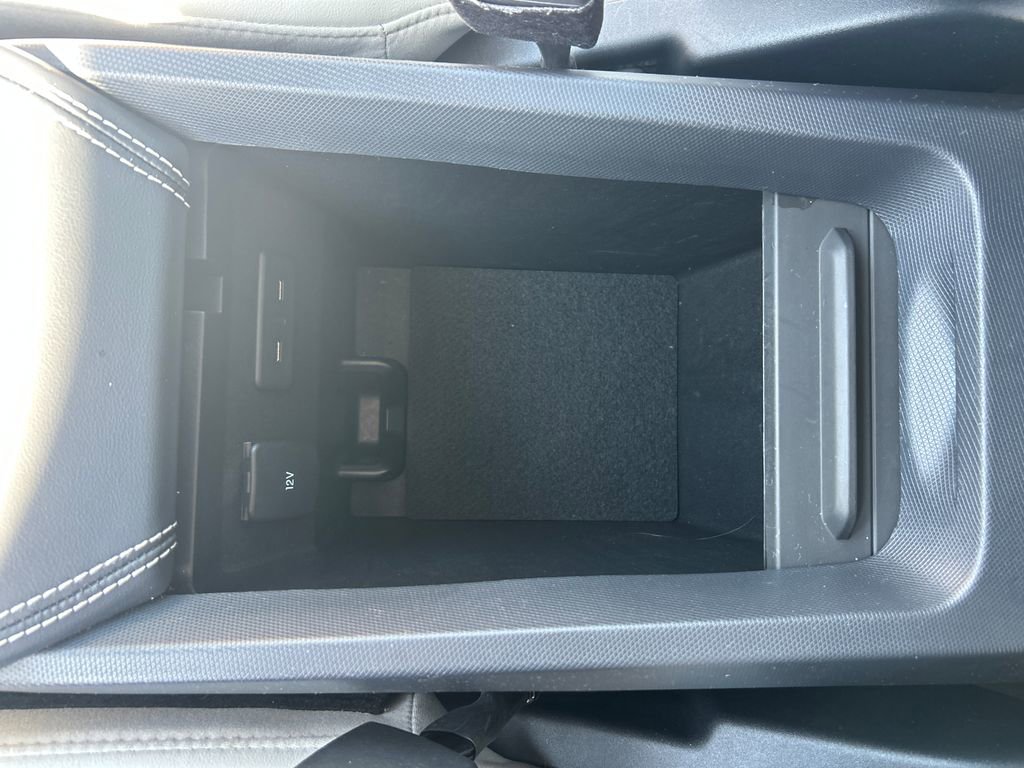 Used 2025 Ford Mustang Mach-E Premium AWD/4WD image 29