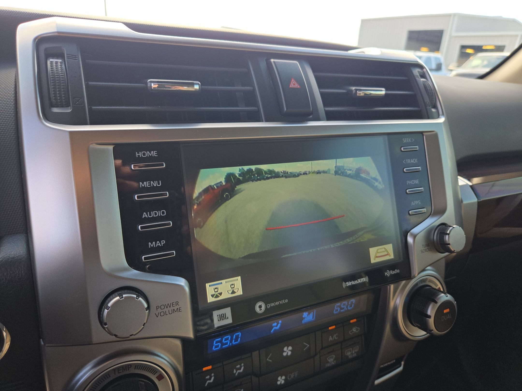 Used 2024 Toyota 4Runner Limited AWD/4WD image 18