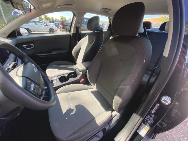 Used 2025 Kia K4 FWD image 18