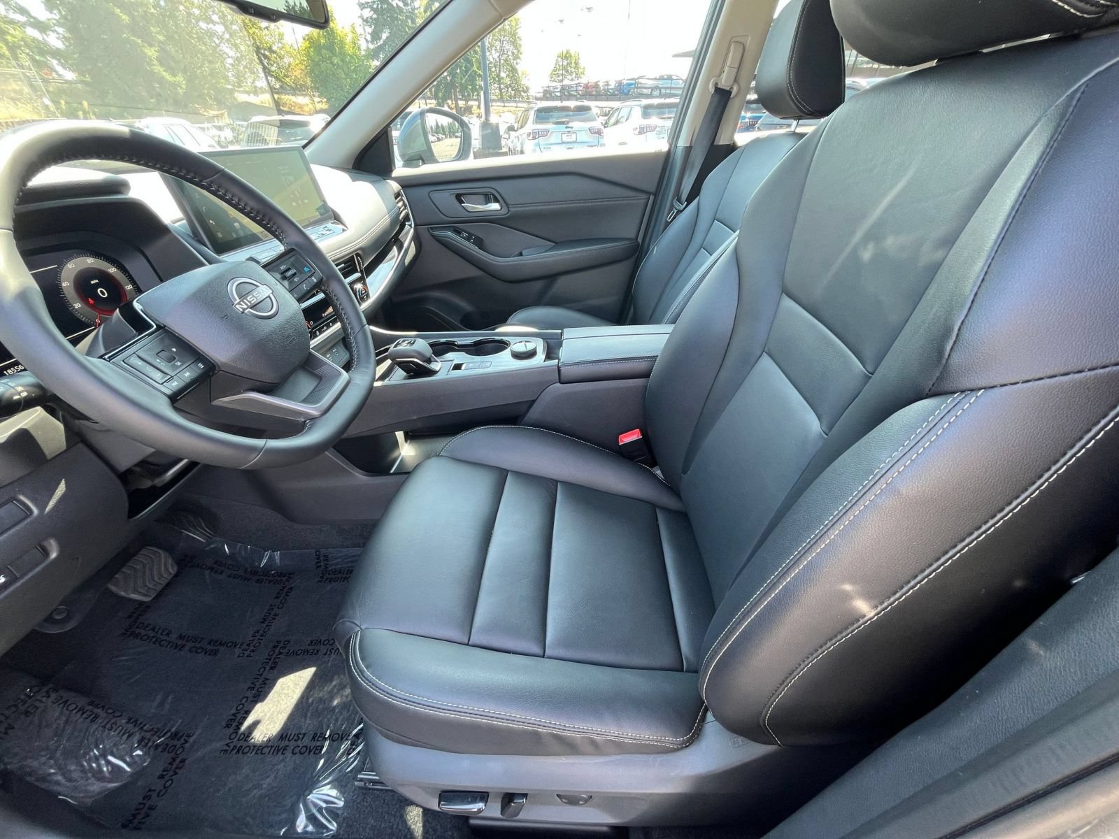 Used 2026 Nissan Rogue SL AWD/4WD image 25