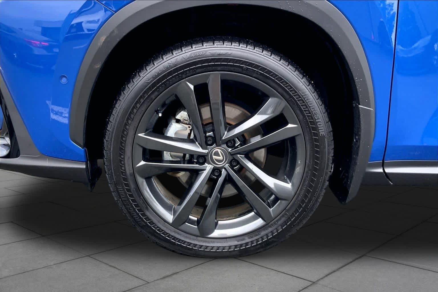 Certified 2025 Lexus NX 450h+ AWD w/ Accessory Package (2T) image 11