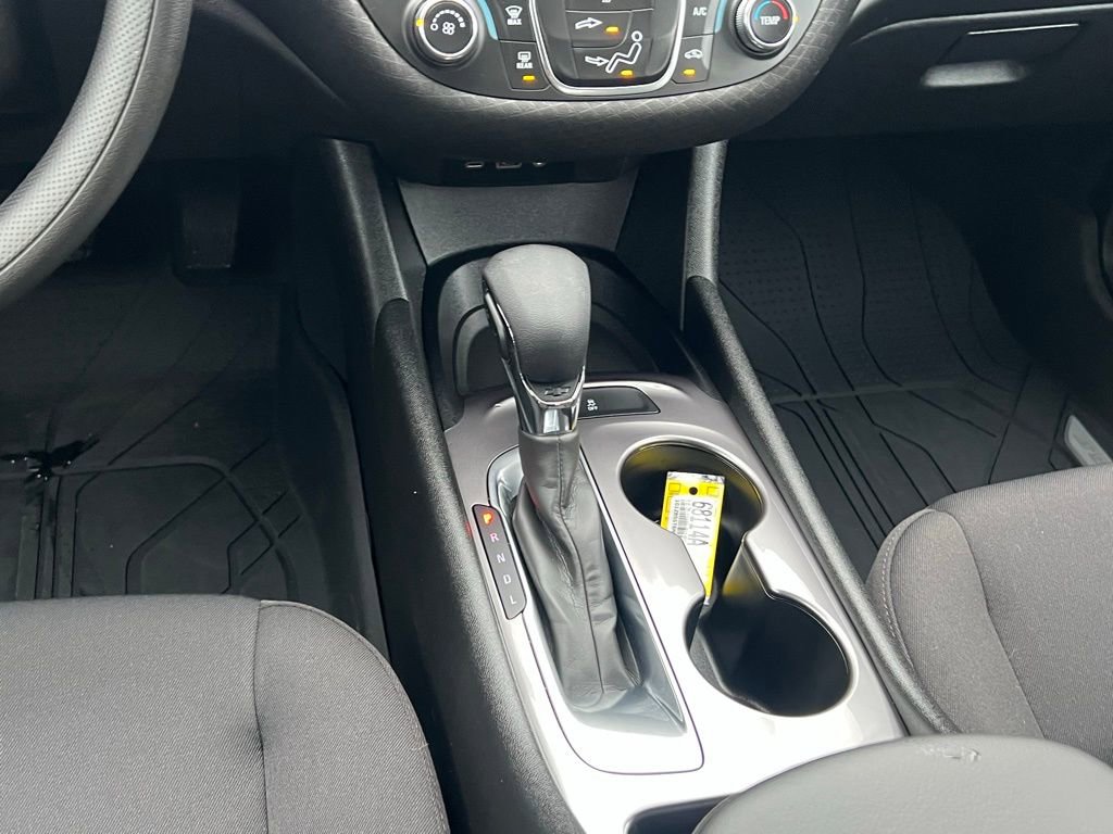 Used 2022 Chevrolet Malibu LS w/ LPO, Floor Liner Package FWD image 19