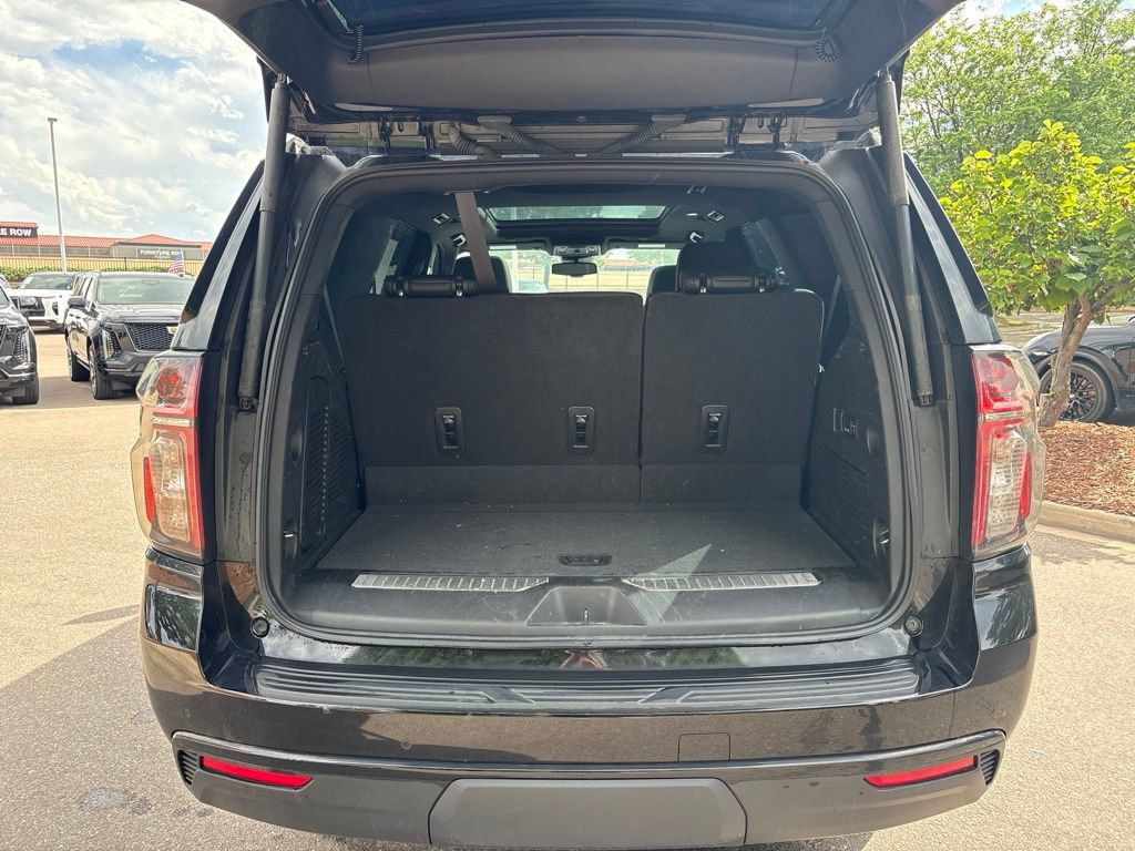 Used 2023 Chevrolet Tahoe Z71 w/ Luxury Package AWD/4WD image 21