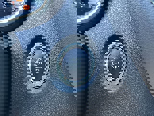 Used 2025 Toyota Corolla XSE image 10