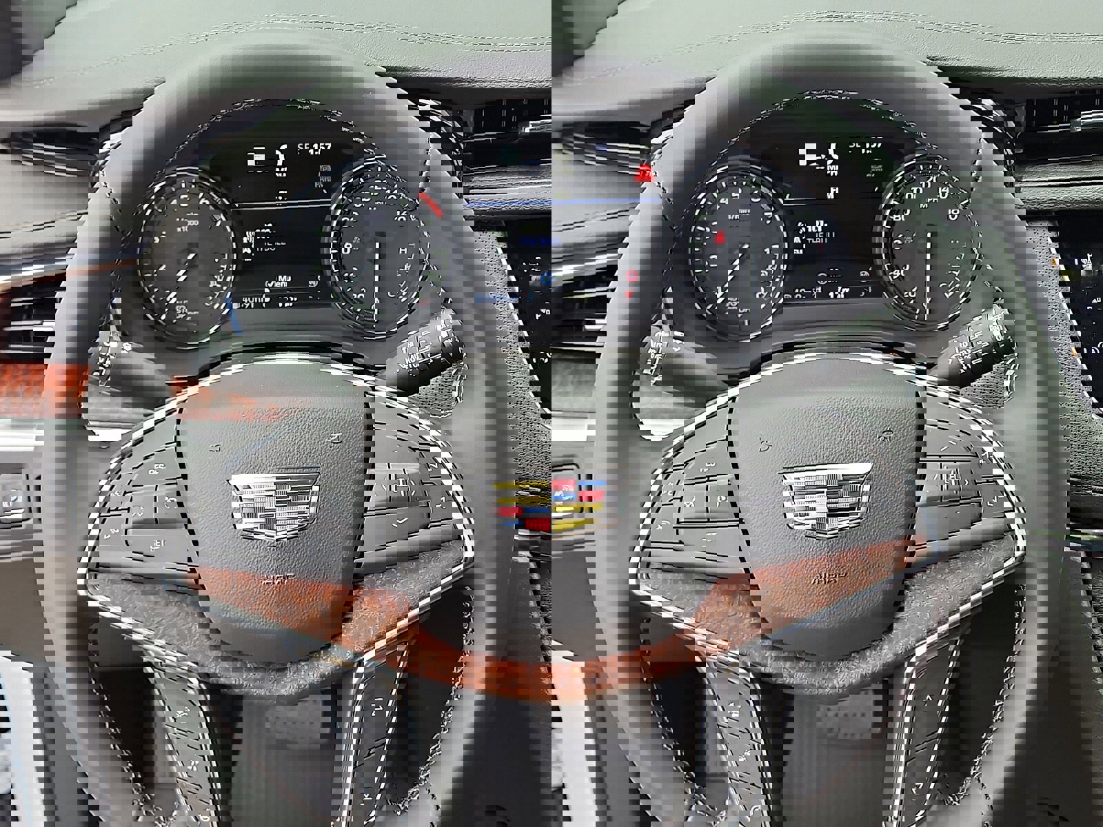 New 2026 Cadillac XT5 Premium Luxury w/ Driver Assist Package image 15