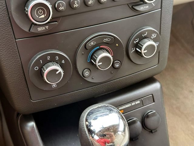 Used 2006 Pontiac G6 Sedan w/ Drivers Package FWD image 23